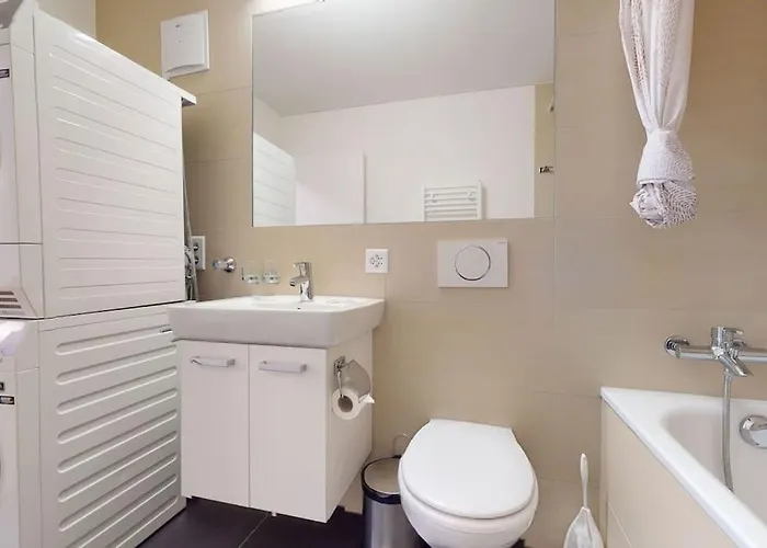 Amazing/sunny 2 Bedroom Flat In The Center Апартаменты