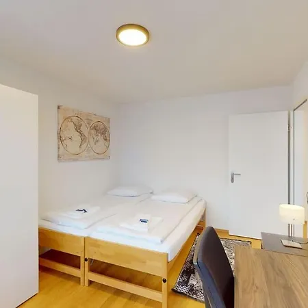 Amazing/sunny 2 Bedroom Flat In The City Center Apartment *